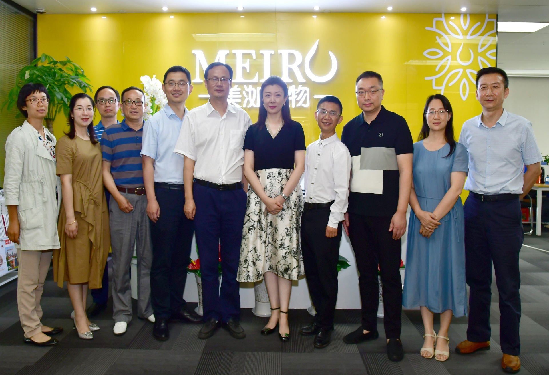 聚力同行，共贏未來。東信醫藥集團與武漢輕工大學成功舉辦校企合作交...